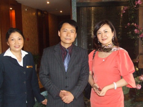 廖峻副会长在渔洞考察会员单位并走访部分同业经营者