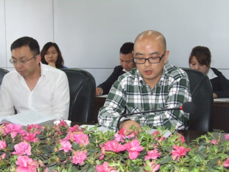品牌足浴保健店的经理、店长参加市商委主题活动推进会