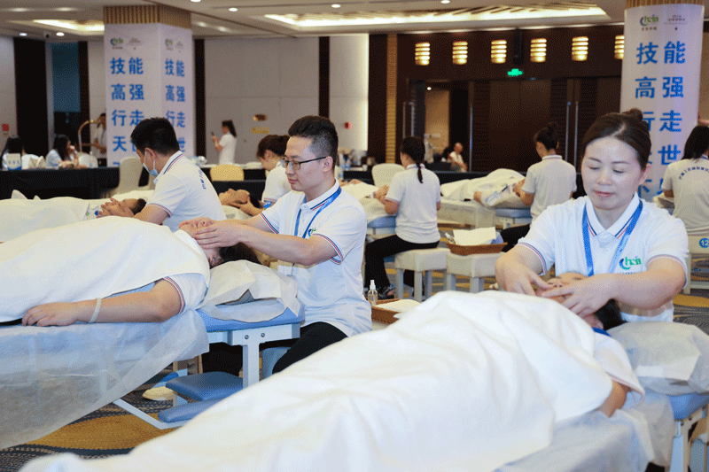 技高行天下·能强走世界|重庆市第六届保健服务行业劳动技能竞赛暨“巴渝工匠”杯重庆市第十三届居民服务业技能竞赛选拔赛在九龙坡区顺利开赛