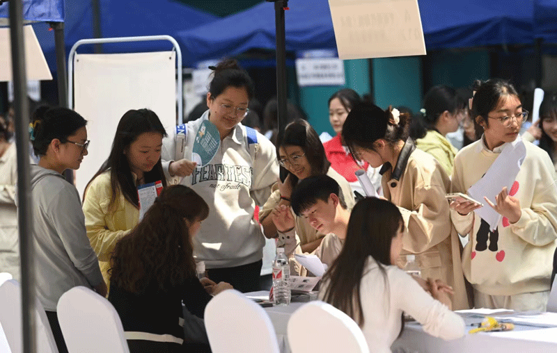 协会动态|协会组织会员单位参加  重庆城市管理职业学院双选会